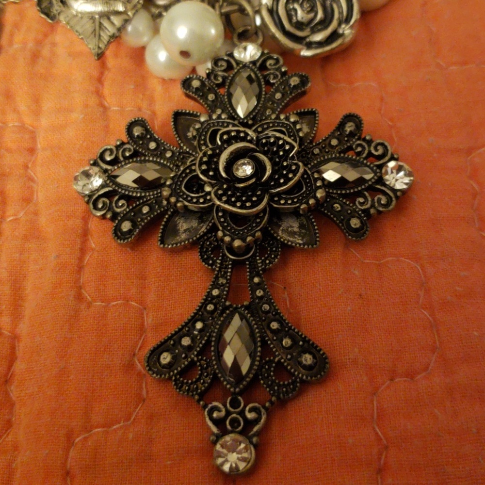 Statement necklace - Picture 2 of 4
